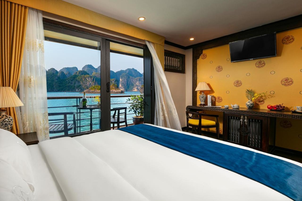 فندق Nostalgia Halong Cruise ها لونغ المظهر الخارجي الصورة