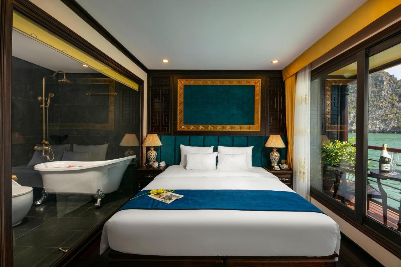 فندق Nostalgia Halong Cruise ها لونغ المظهر الخارجي الصورة